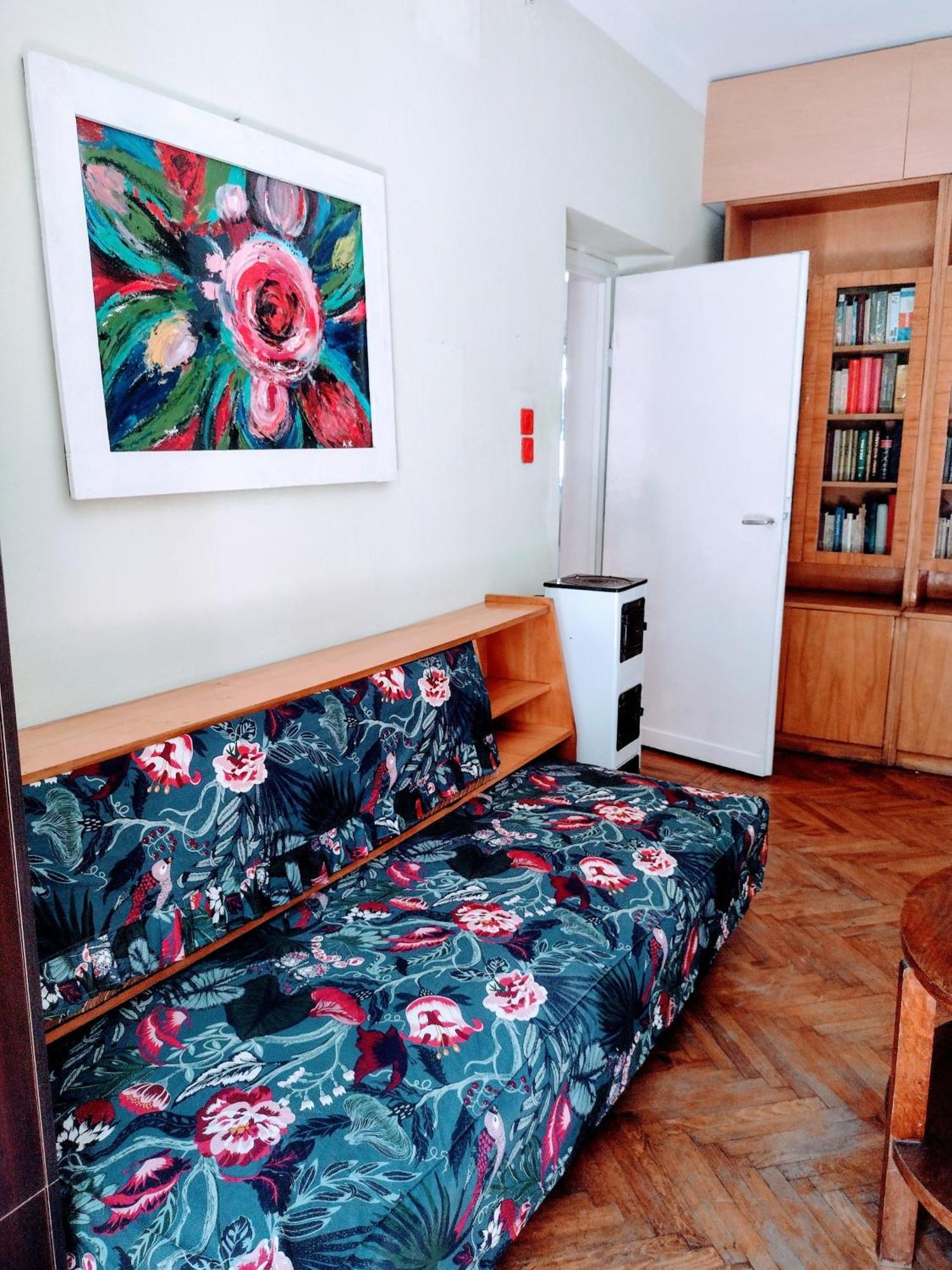 Era Echoes - Preserved Historical Apartment Tirana Zewnętrze zdjęcie