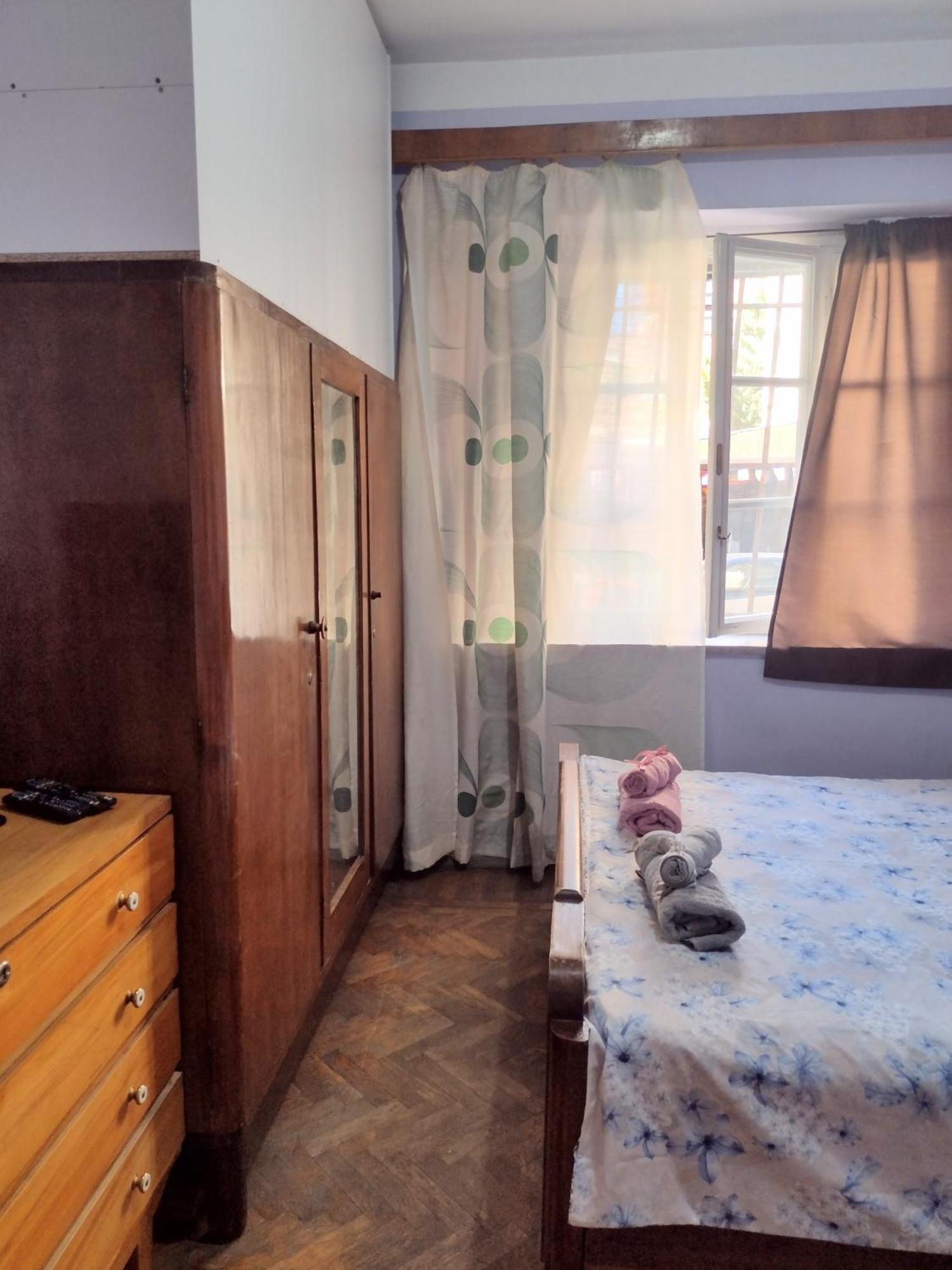 Era Echoes - Preserved Historical Apartment Tirana Zewnętrze zdjęcie